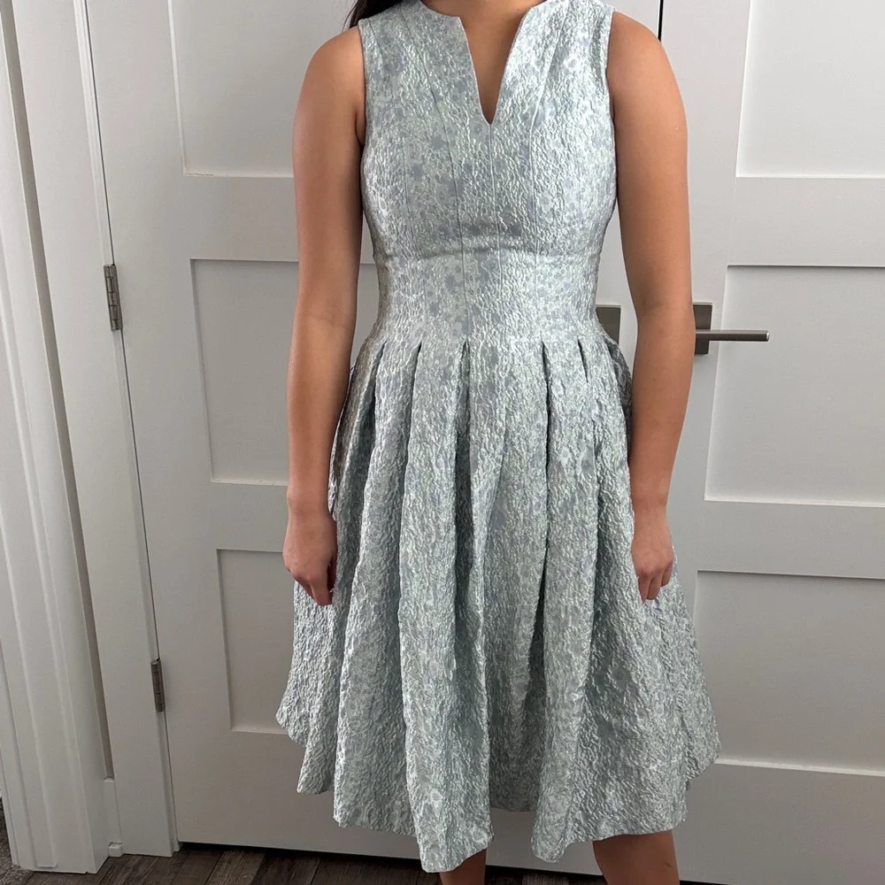 Calvin Klein size 2 Sleeveless Light Blue Textured Fit & Flare Dress - Picture 1 of 8